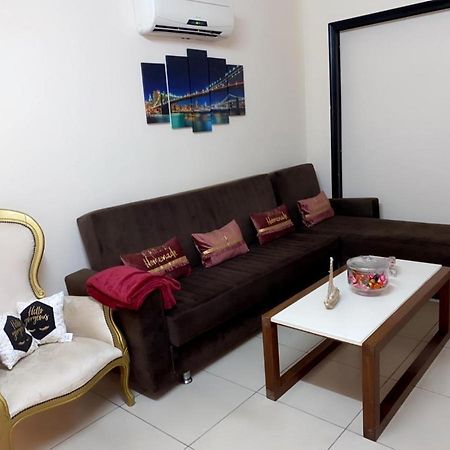 Larnaca Beach Apartment Dış mekan fotoğraf