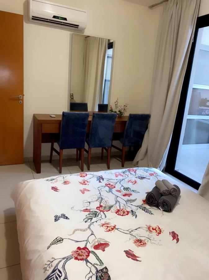 Larnaca Beach Apartment Dış mekan fotoğraf
